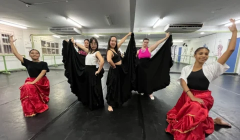 Espetáculo ‘Canto Brasileiro’ aproxima público PCD às atividades culturais, no Teatro Amazonas