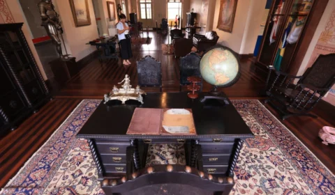 Conheça o Palacete Provincial, que abriga mais de 400 mil itens em seu acervo e coleções de arte