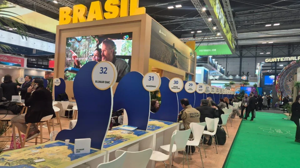 Fitur 2025: Amazonastur apresenta atrativos turísticos para trade europeu