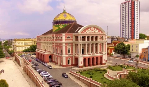 Teatro Amazonas anuncia reagendamento de eventos por manutenção em fevereiro