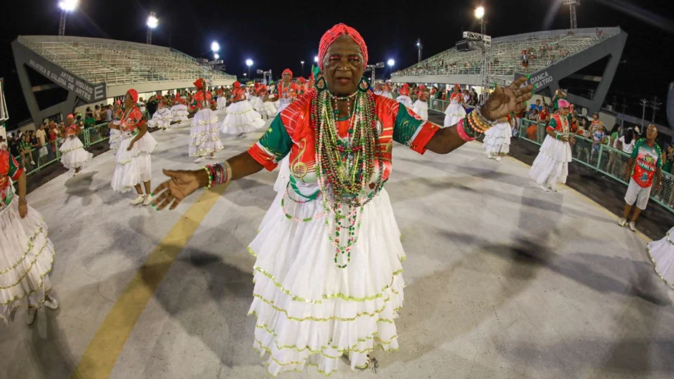 Carnaval na Floresta 2025: Escolas de samba de Manaus intensificam ensaios no fim de semana