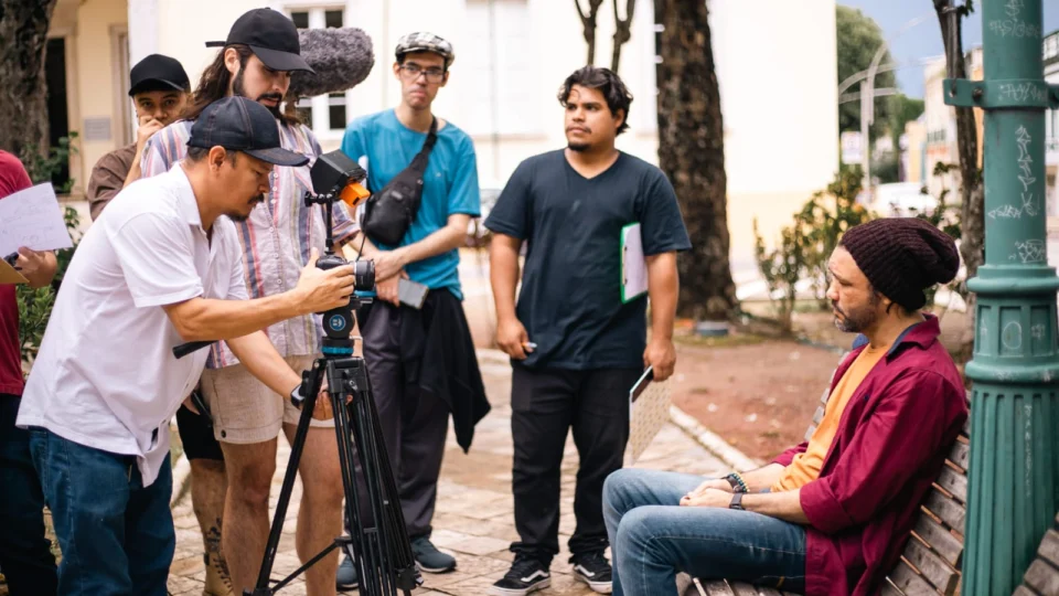 “A Fala que Move”: curta amazonense sobre finitude e transformação estreia no Teatro Gebes Medeiros