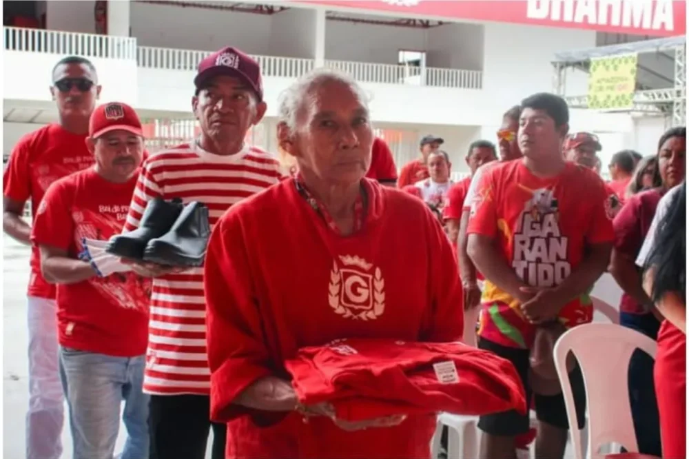 Garantido dá início aos trabalhos com missa tradicional em Parintins