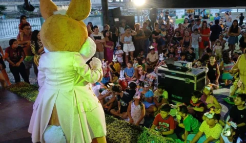Desfile do Coelhinho e Alegria Contagiam Famílias na Caravana da Páscoa em Manaus.