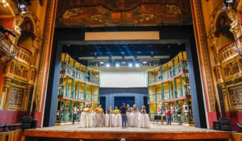 Emoção e lirismo tomam conta do Teatro Amazonas com a ópera La Bohème