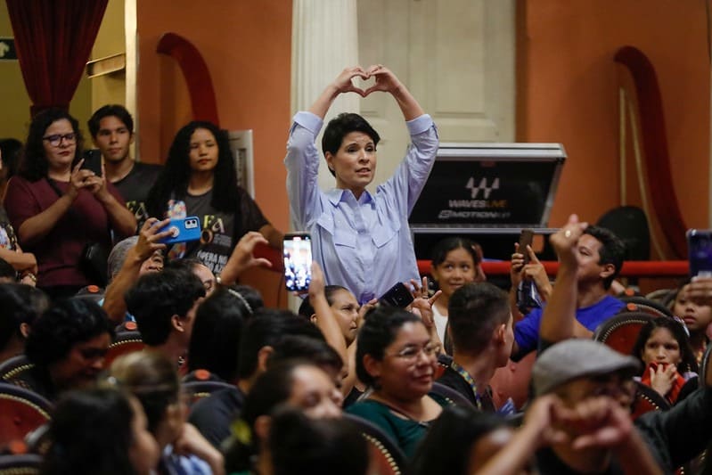 Teatro Amazonas promoveu espetáculo inclusivo para pessoas com TEA durante o Festival Amazonas de Ópera