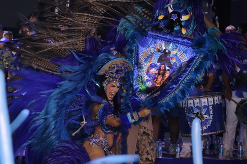 Caprichoso lota Sambódromo e emociona público com lançamento do novo álbum.