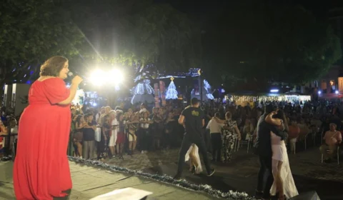 Carrossel da Saudade celebra o Dia das Mães com show ao vivo no Largo de São Sebastião