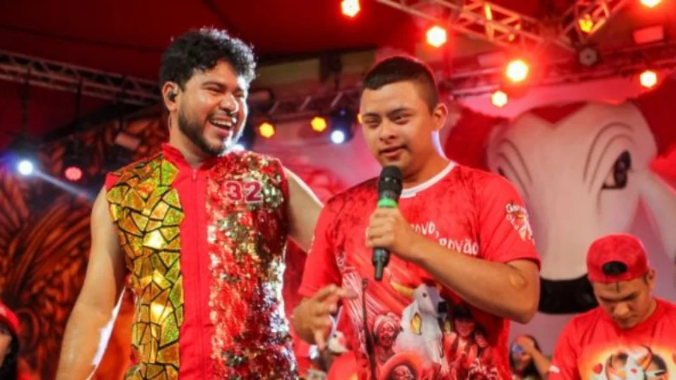 “Um Boi Para Todos” emociona Parintins com espetáculo inclusivo do Boi Garantido