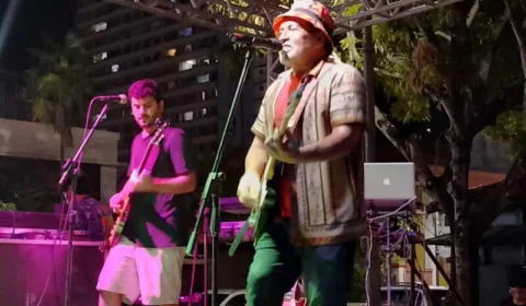 Cileno leva show ao Bar do Armando nesta sexta-feira com MPB, reggae e músicas autorais