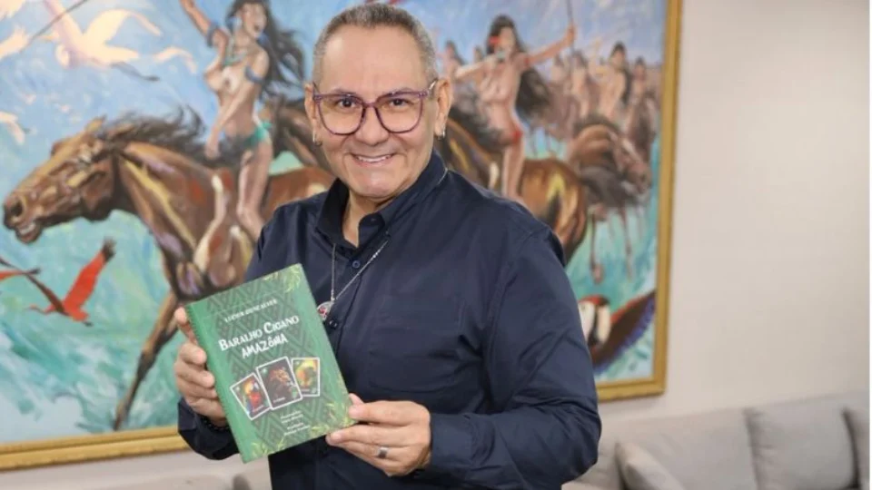 Livro “Baralho Cigano Amazônia” terá tarde de autógrafos na Bienal do Livro Rio 2025