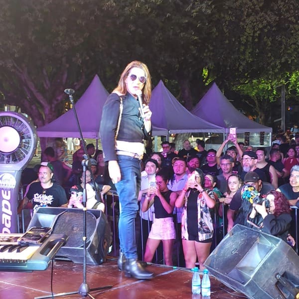 “Rock Não Tem Idade” lota Largo de São Sebastião e celebrando o rock amazonense