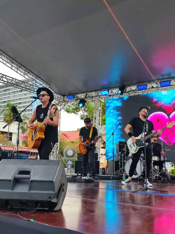 “Rock Não Tem Idade” lota Largo de São Sebastião e celebrando o rock amazonense