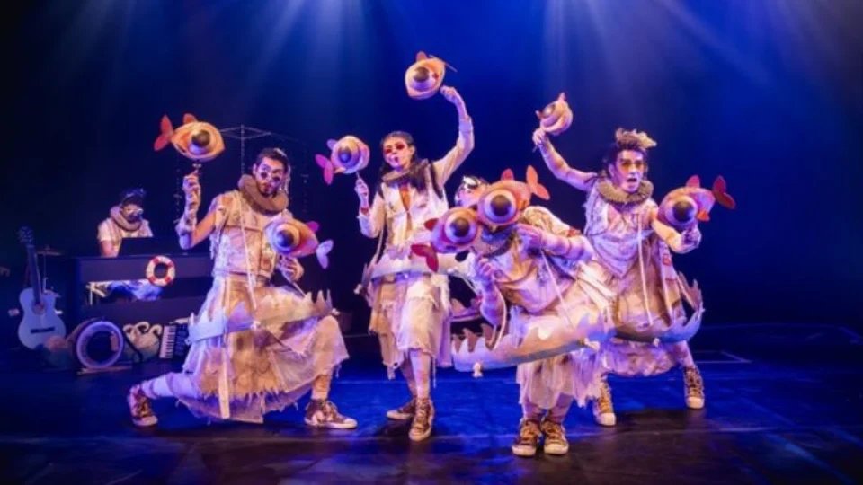 Espetáculo “Bertoldo, o Tubarão Que Queria Ser Gente” Encerra Temporada com Sucesso de Público em Curitiba