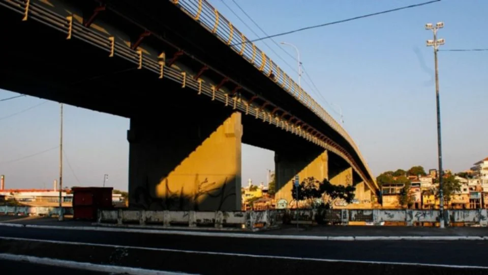 Graffita Educandos celebra identidade ribeirinha com arte urbana em Manaus