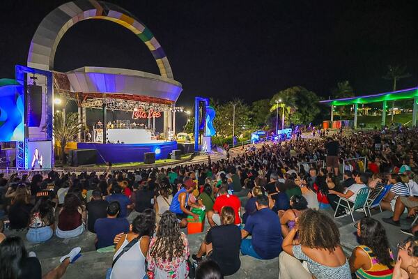 Manaus foi a primeira apresentação fora de SP a receber musical de Rita Lee com Mel Lisboa