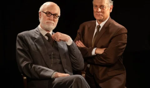 “A Última Sessão de Freud” chega a Belém para três apresentações no Theatro da Paz