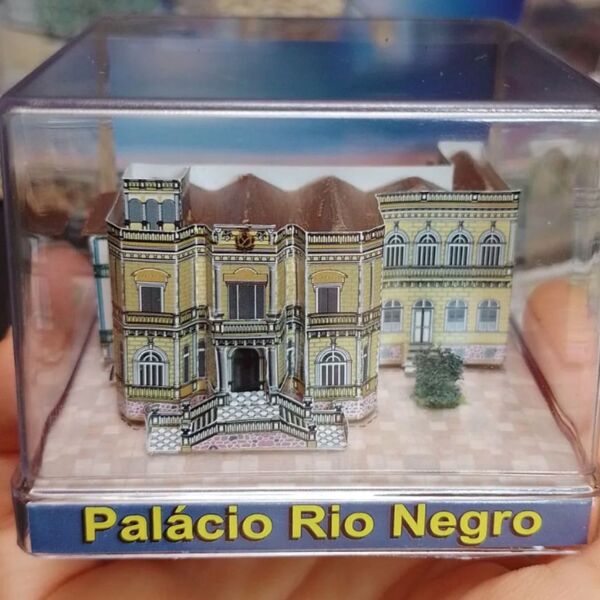 Projeto recria pontos turísticos de Manaus em miniatura e oferece jogo educativo sobre a cidade