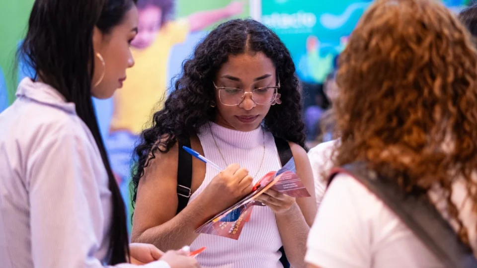Feira Norte do Estudante 2025 aborda inovações no mercado de trabalho