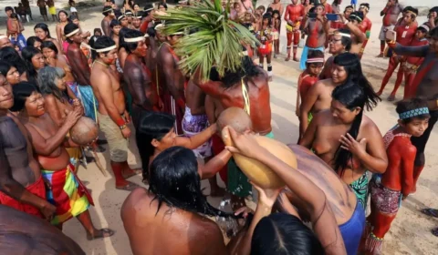 Exposição fotográfica revela rituais de batismo indígena no Tocantins
