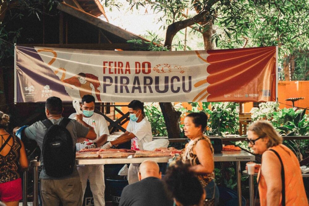 Feira do Pirarucu em Manaus oferece seis toneladas de pescado fresco e sustentável neste sábado