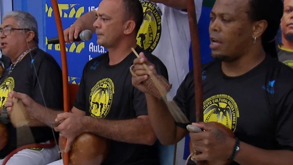 Festival Raízes Livres leva capoeira à Zona Norte e destacando força, história e resistência