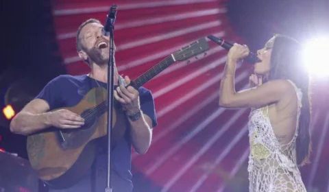 Chris Martin foi destaque do Global Citizen ao lado de Anitta e Seu Jorge.