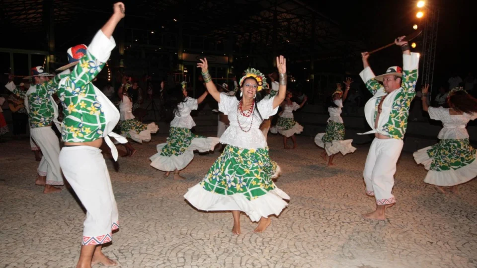 Belém tem sexta-feira movimentada com shows gratuitos, festas e atrações da COP 30
