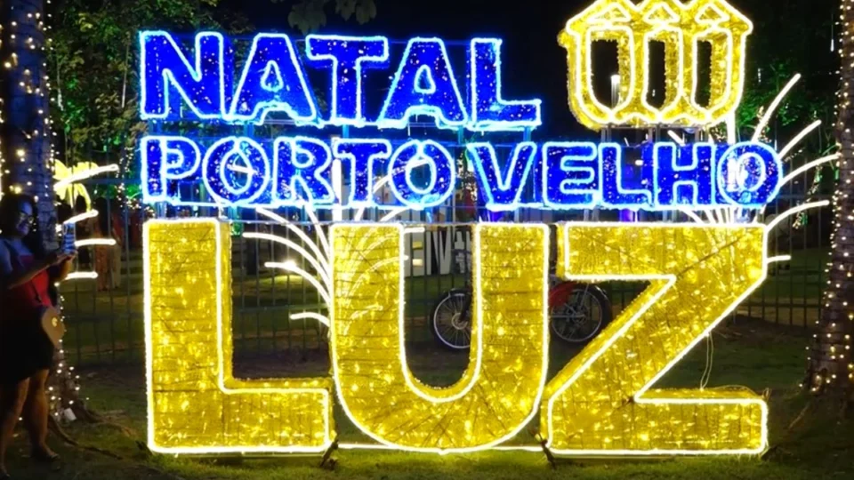 Porto Velho abre temporada de Natal com desfile, luzes e forte presença do público