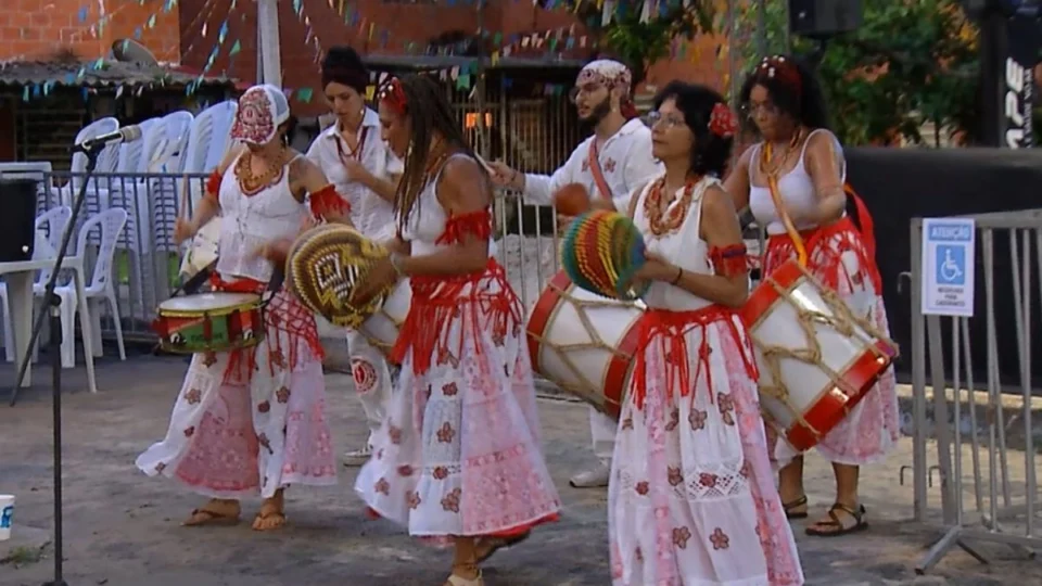 Maracatu celebrou Consciência Negra com música, dança e ancestralidade no Prosamin