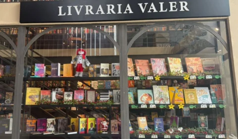 Valer Friday volta com até 90% de desconto em livros no Largo São Sebastião