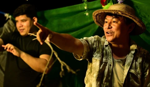 Projeto “Contadores de Histórias” leva memórias de idosos ao palco no interior do Amazonas