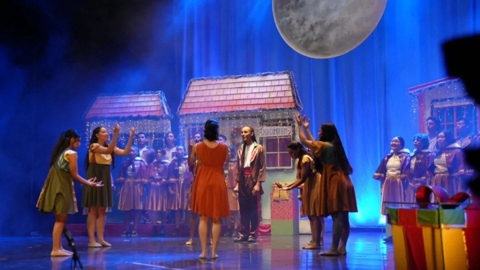 ‘Natal em Rede’ leva espetáculo natalino a municípios do interior do Amazonas