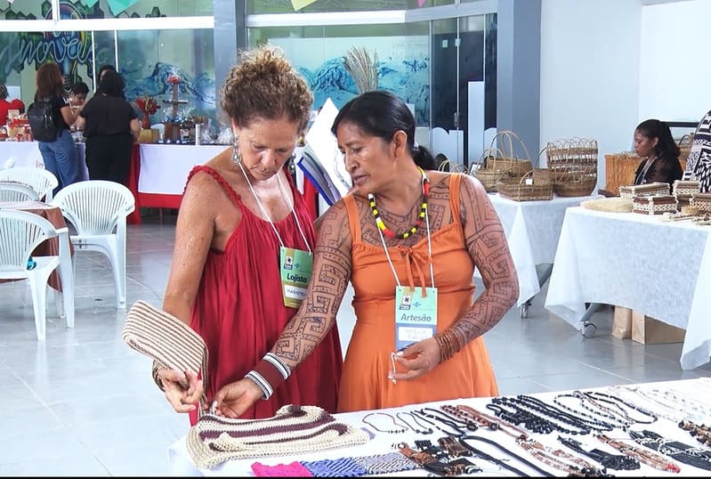 Encontro de Negócios conecta artesãos do Acre e compradores nacionais e fortalece mercado do artesanato