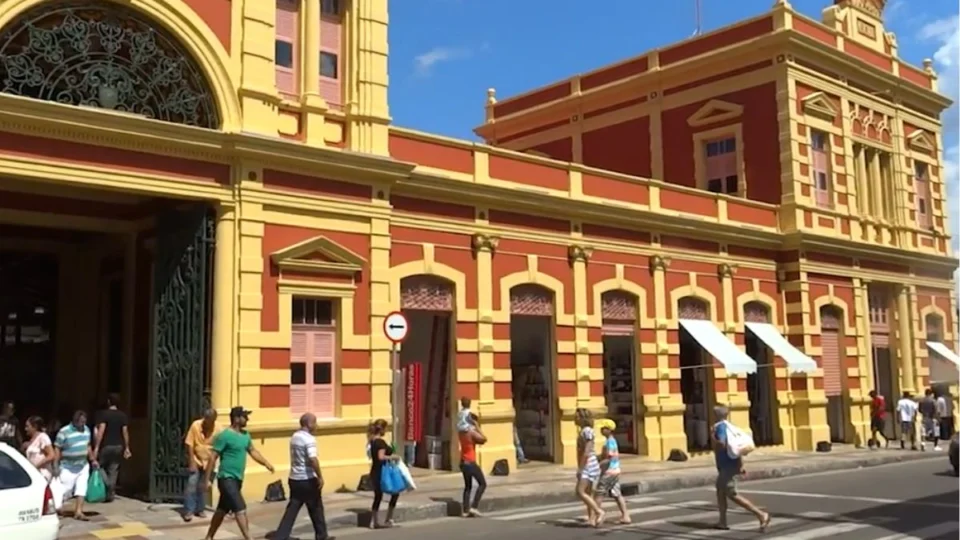Mercado Adolpho Lisboa: história viva de Manaus às margens do Rio Negro