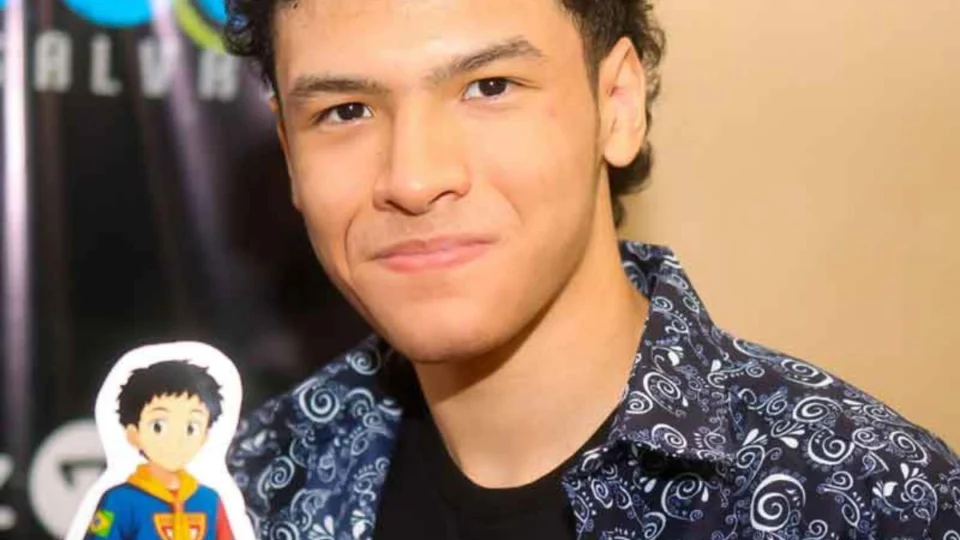 Ator manauara Ryron Queiroz comemora prêmios de “Engajados” e projeta carreira internacional