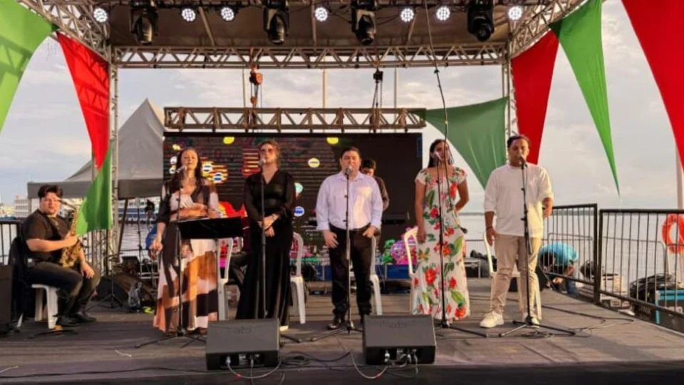 Tenor Miqueias William realiza Concerto de Natal gratuito na Ponta Negra nesta segunda (8)