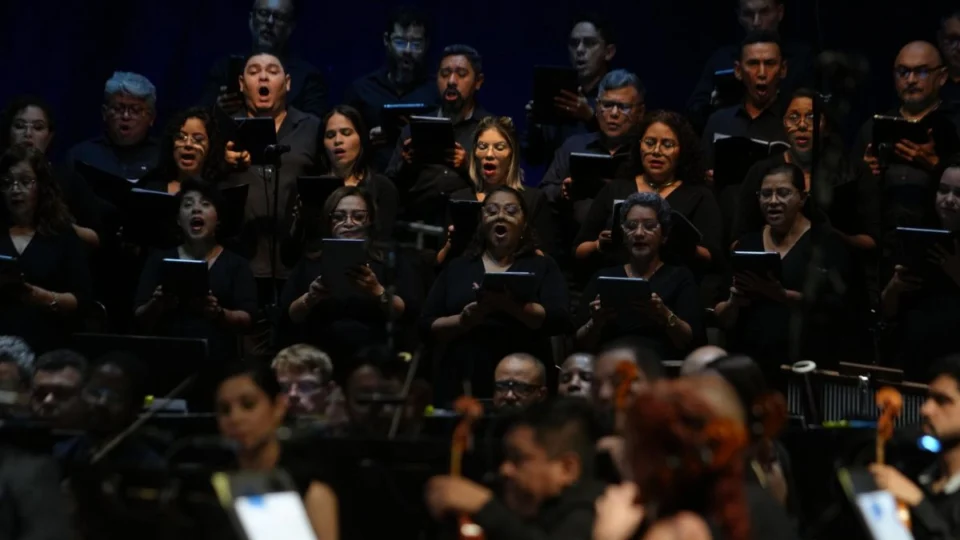 Oratório de Natal marca o encerramento de “O Mundo Encantado do Natal” no Teatro Amazonas