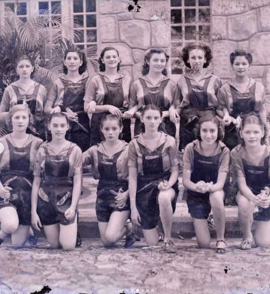 A história do Carnaval em Manaus e as tradições da folia antiga.