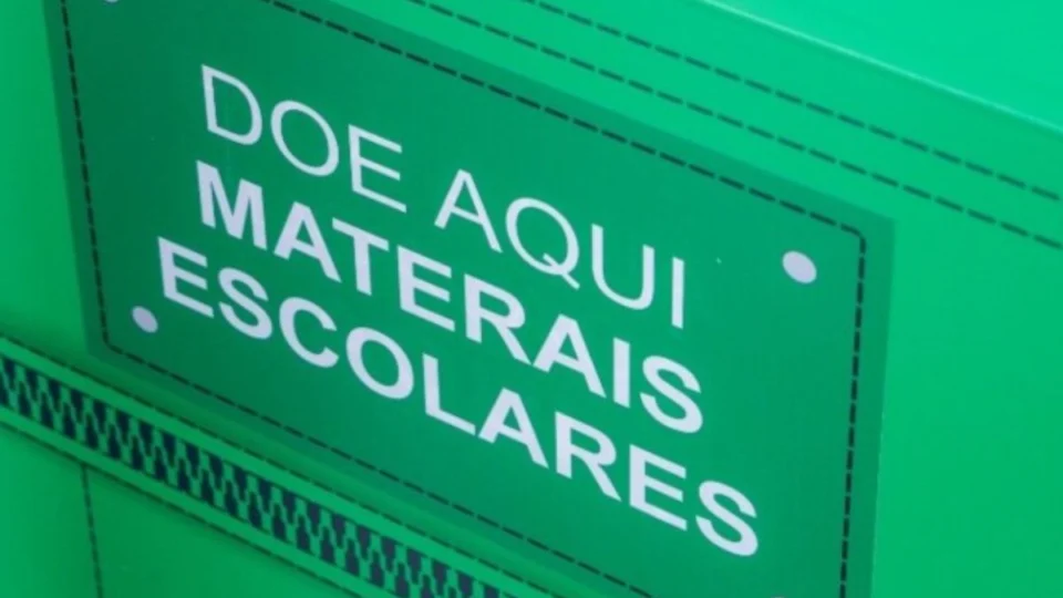 Campanha solidária em Manaus arrecada material escolar, livros e roupas para crianças da GACC-AM