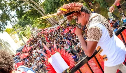 BumbaBloco leva boi bumbá às ruas de São Paulo na segunda-feira de Carnaval