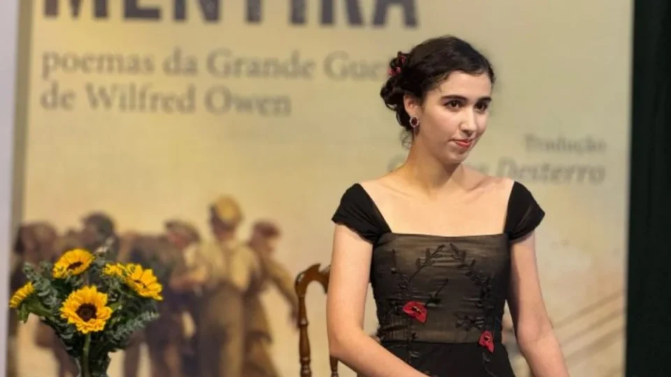 Clarissa Desterro lança tradução inédita da obra do poeta de guerra Wilfred Owen