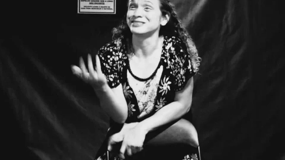 ‘As Aventuras da Madama Mimi’ leva humor e crítica social a escolas e espaços públicos de Manaus