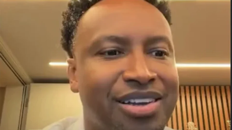 Thiaguinho exalta influência dos paraenses em seus shows; veja vídeo