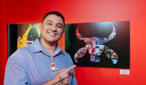 Amazonense Victor Israel expõe obra sobre bois de Parintins no MIS, em São Paulo