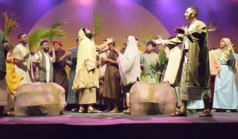 Art Factory apresenta ‘Do altar à cruz‘ em Manaus