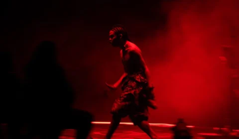 Mostra reúne espetáculos que discutem infância negra, espiritualidade e identidades dissidentes