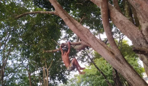 Projeto leva dança e escuta a pessoas que cuidam da infância no interior do Amazonas
