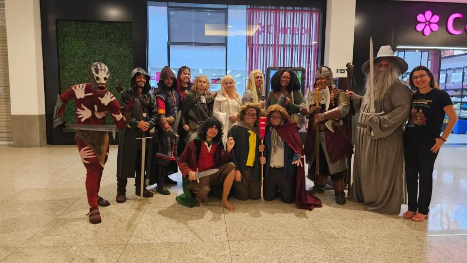 Dia de Ler Tolkien: Manaus celebra o autor de ‘O Senhor do Anéis’ neste sábado (28), na Livraria Leitura