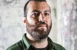 Kiko Dinucci se apresenta pela primeira vez em Manaus